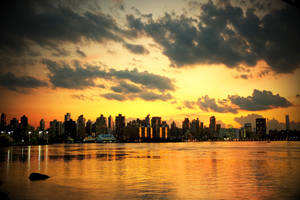 New York City Skyline During A Breathtaking Sunset Wallpaper
