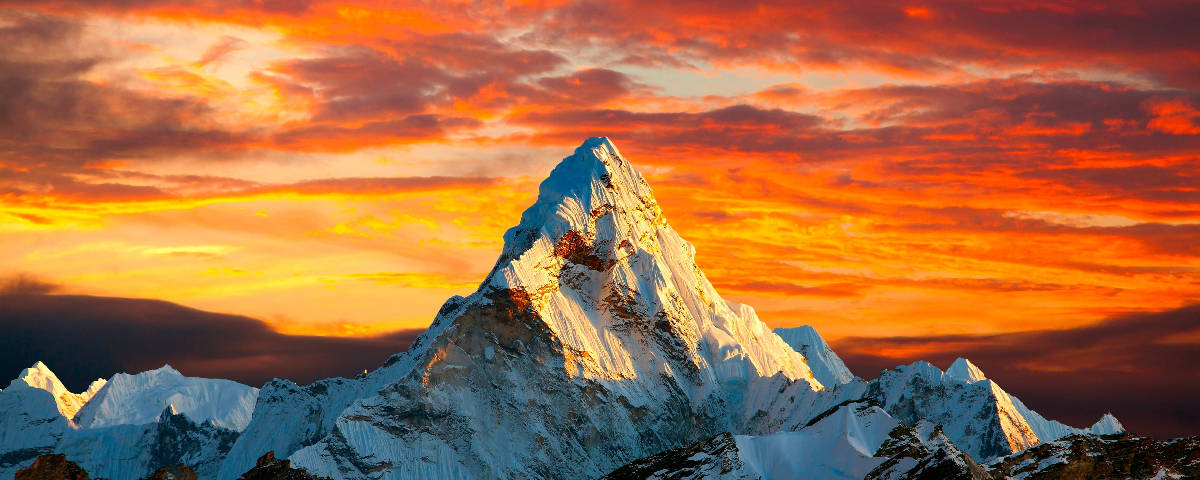 1200x480 Snowy Mountain Peak Wallpaper