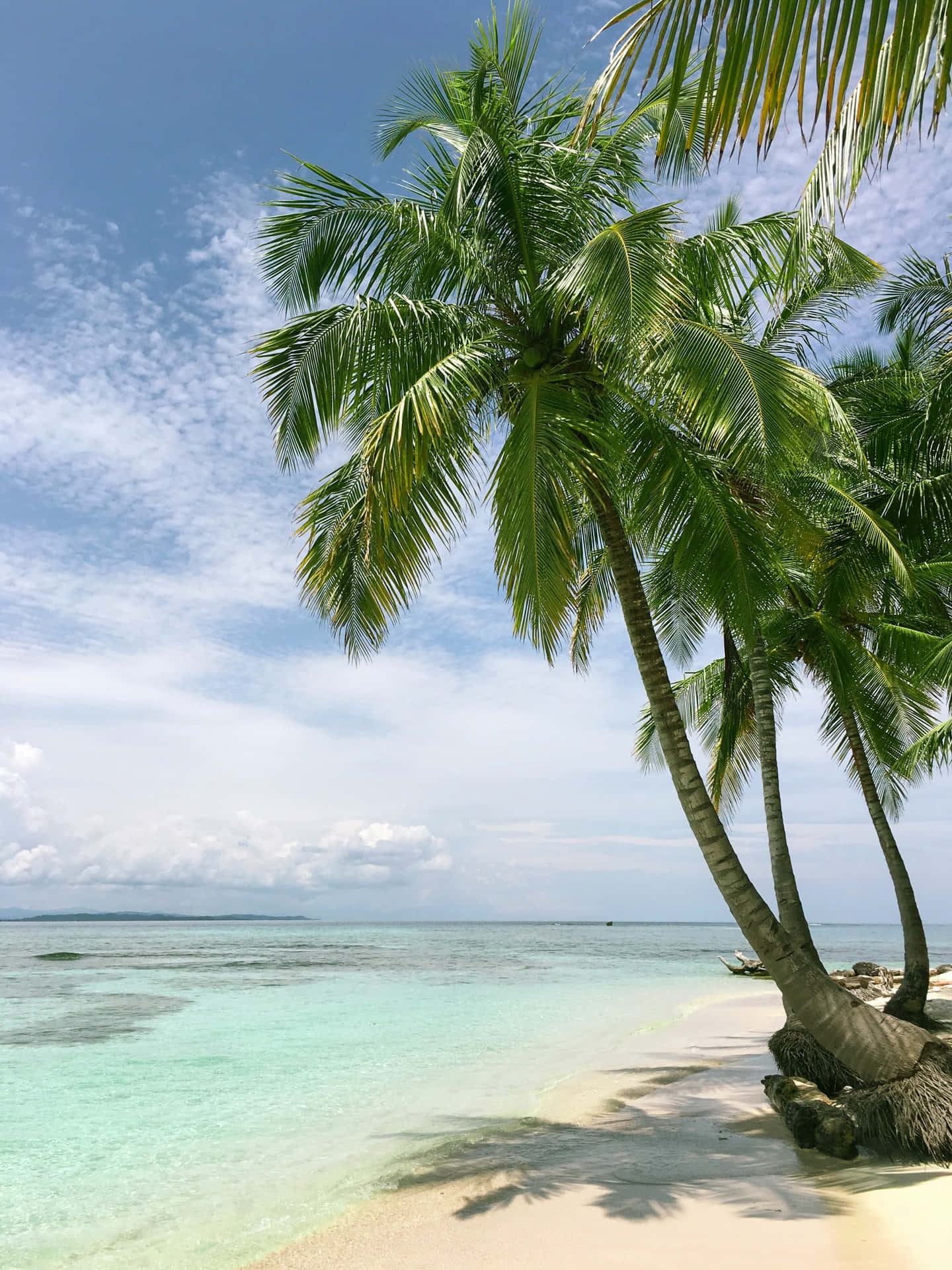 A Breathtaking View Of A Peaceful Pretty Beach Wallpaper