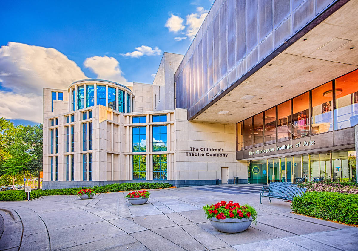 A Glorious Evening View Of The Children's Theatre Company In Minneapolis Wallpaper