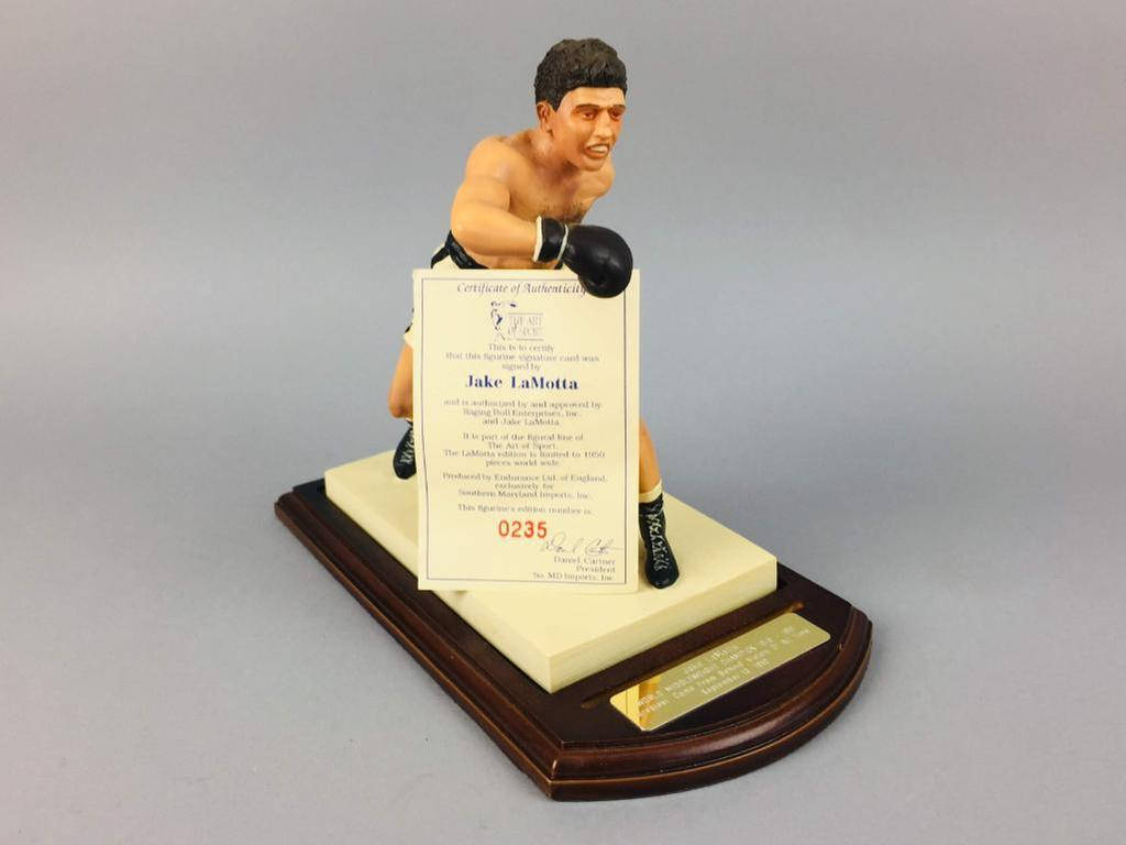 A Jake Lamotta Trophy Wallpaper