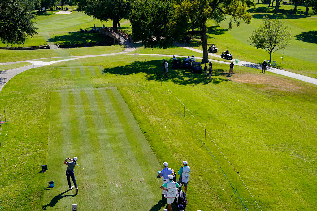 Aaron Wise While Golfing Wallpaper