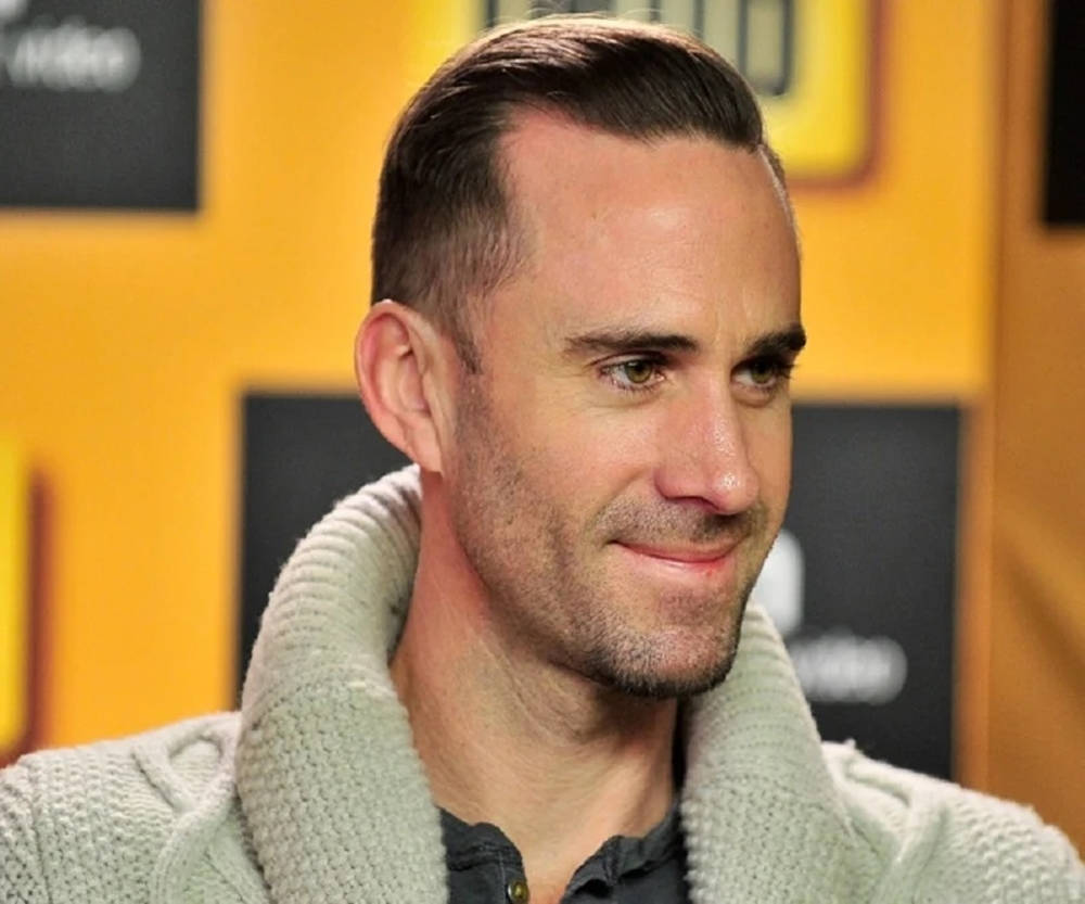 Acclaimed Actor Joseph Fiennes At The Imdb Event Wallpaper