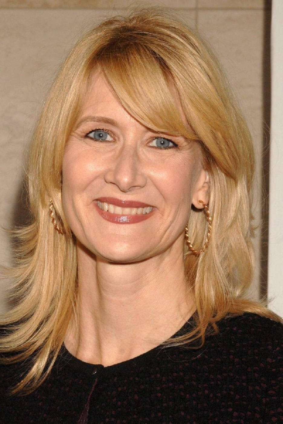 Actress Laura Dern Close Up Shot Wallpaper