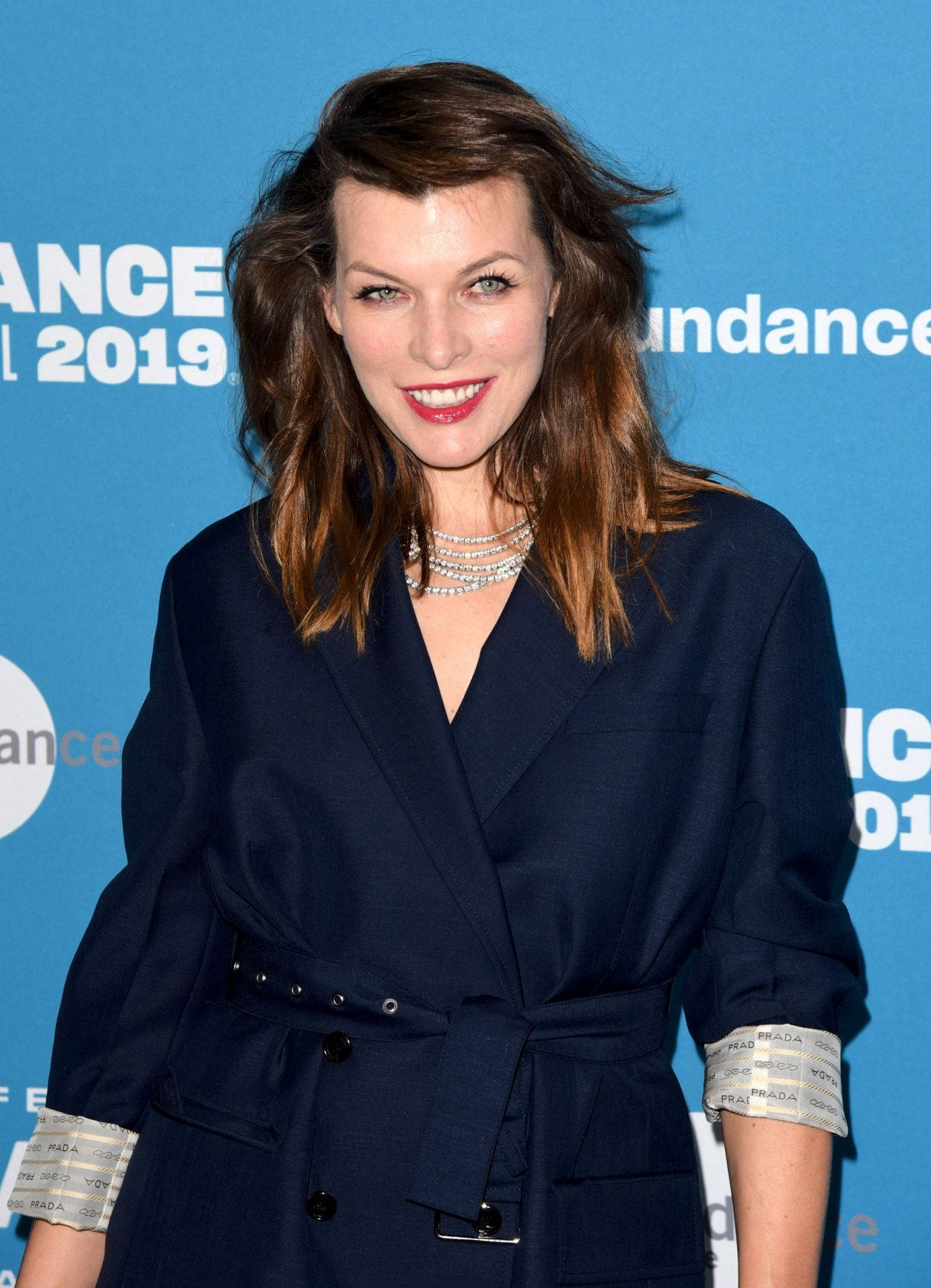 Actress Milla Jovovich Sundance 2019 Wallpaper