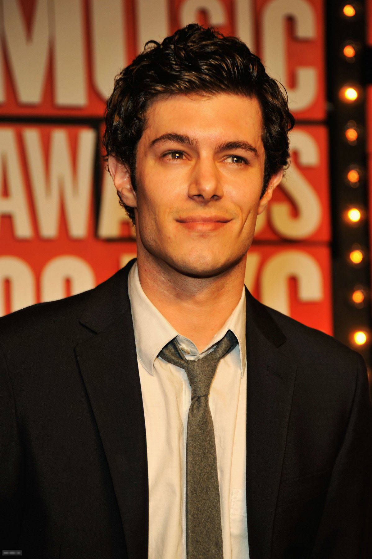 Adam Brody Suit And Tie Wallpaper