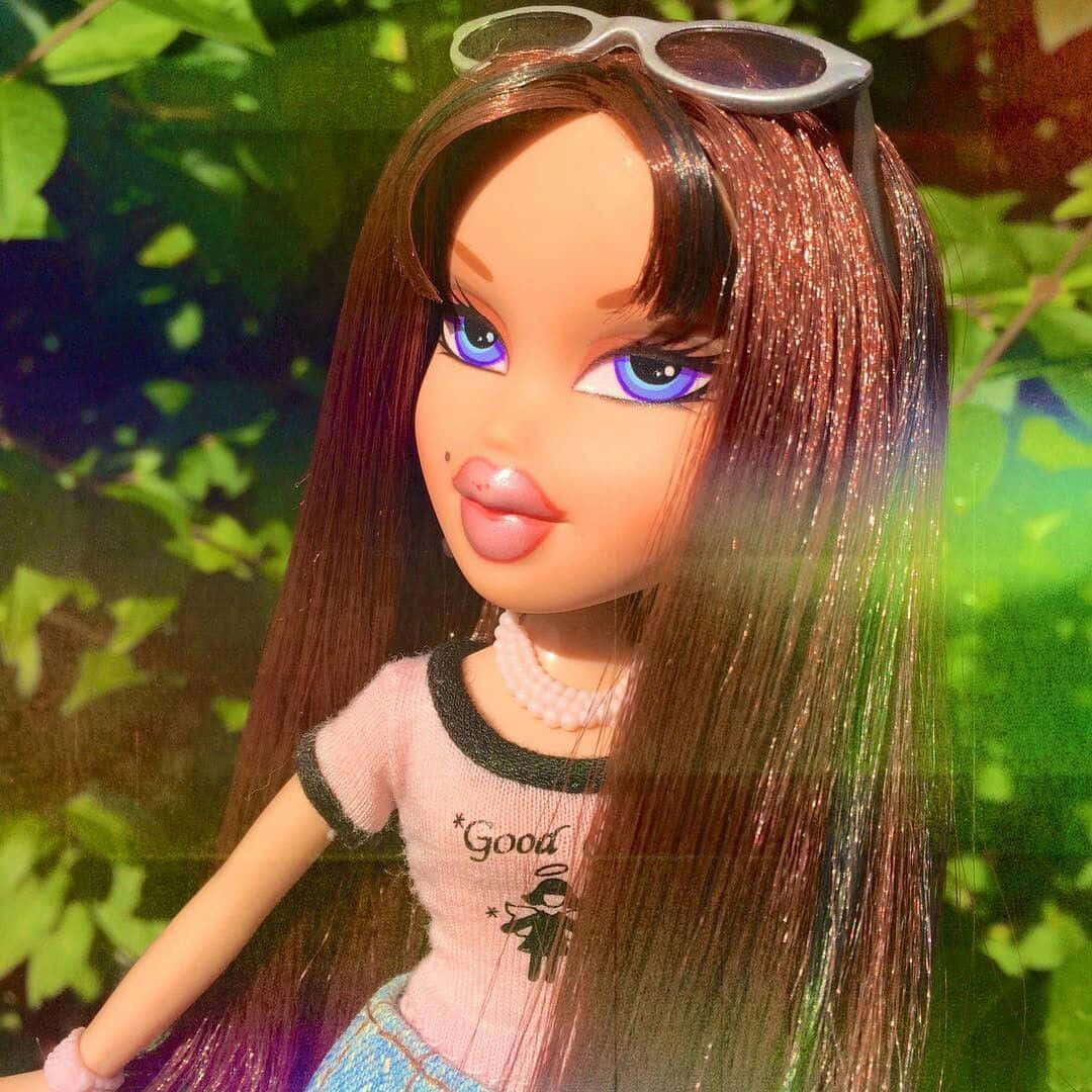 Aesthetic Bratz Doll Straight Hair Yasmin Wallpaper