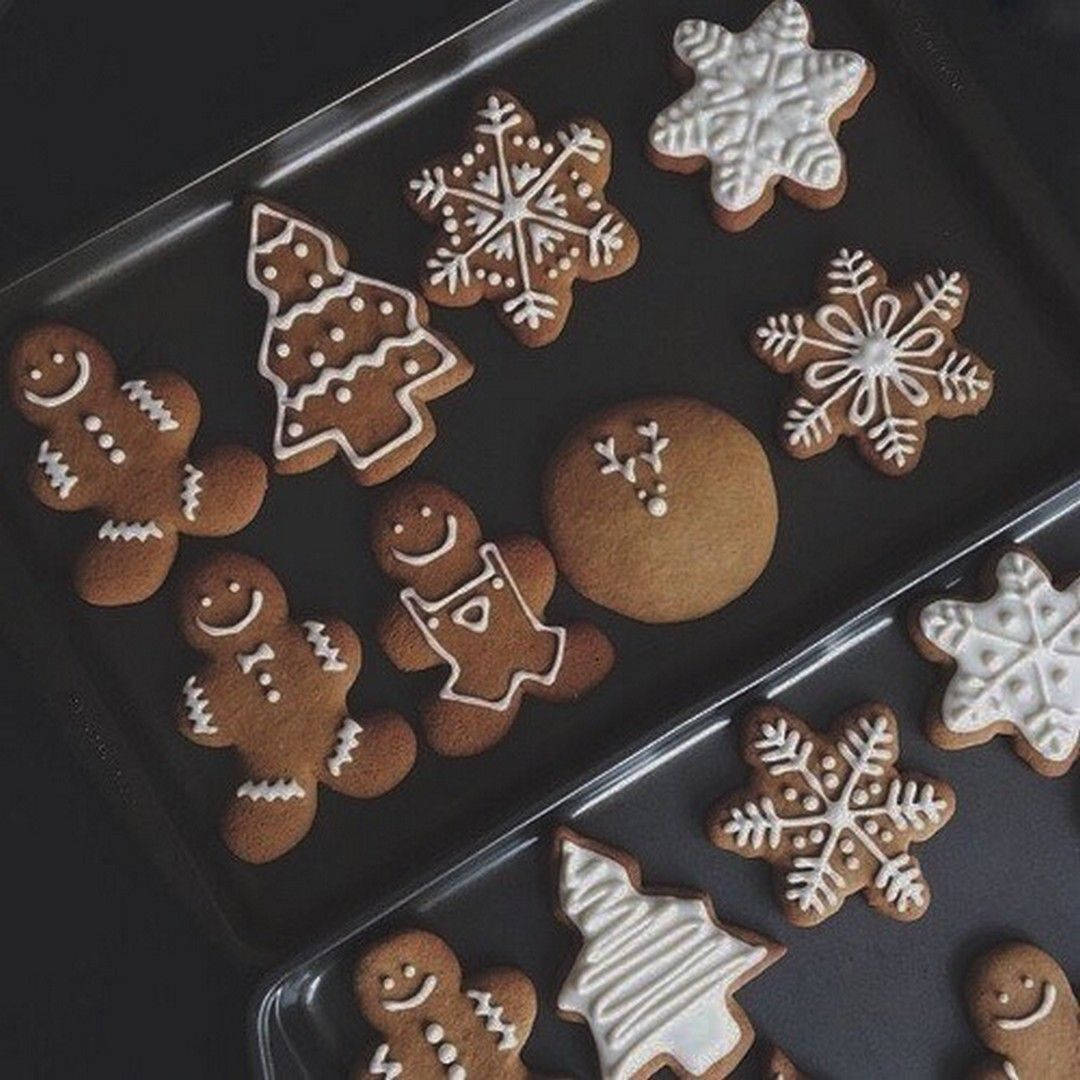 Aesthetic Christmas Cookies Wallpaper