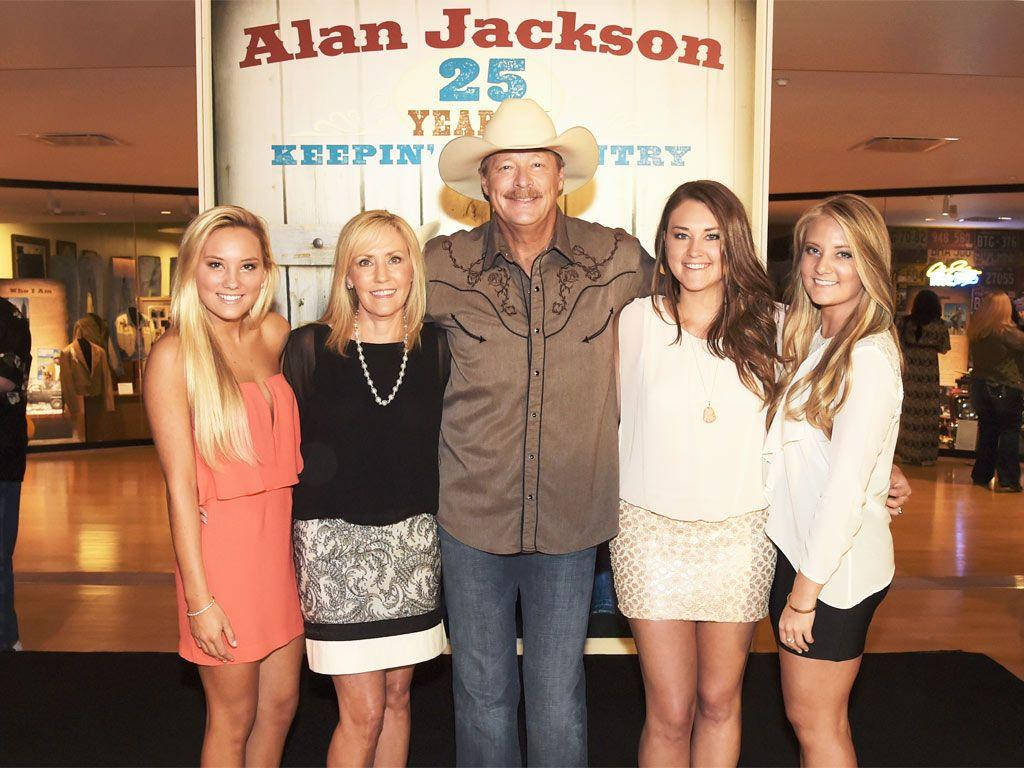 Alan Jackson Family Picture Wallpaper