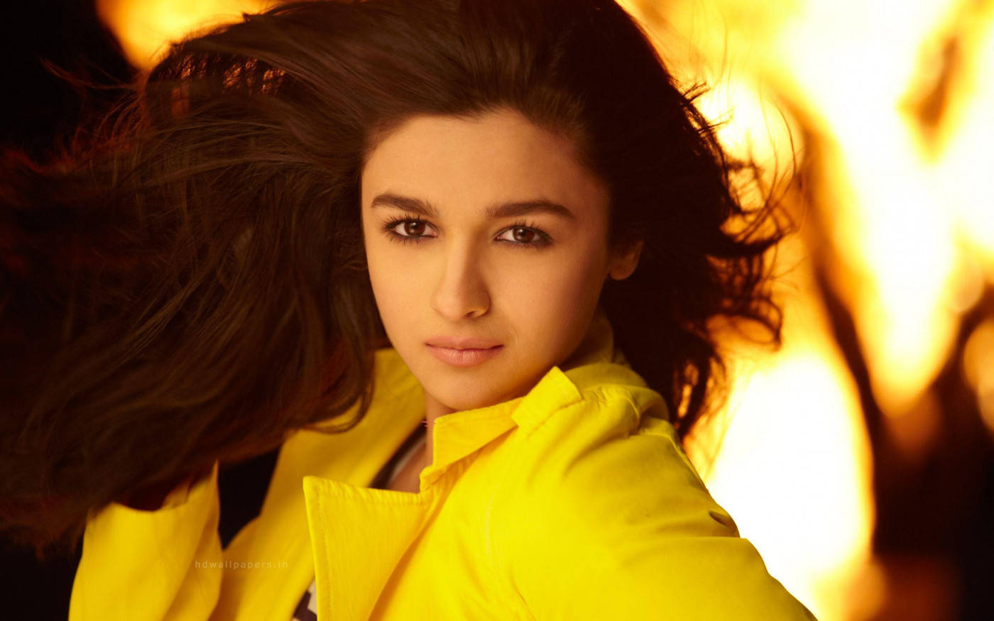 Alia Bhatt Hd Yellow Dress And Fiery Backdrop Wallpaper