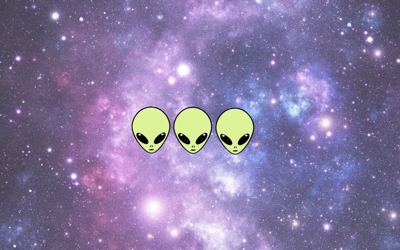 Alien Cartoon Art Logo Wallpaper