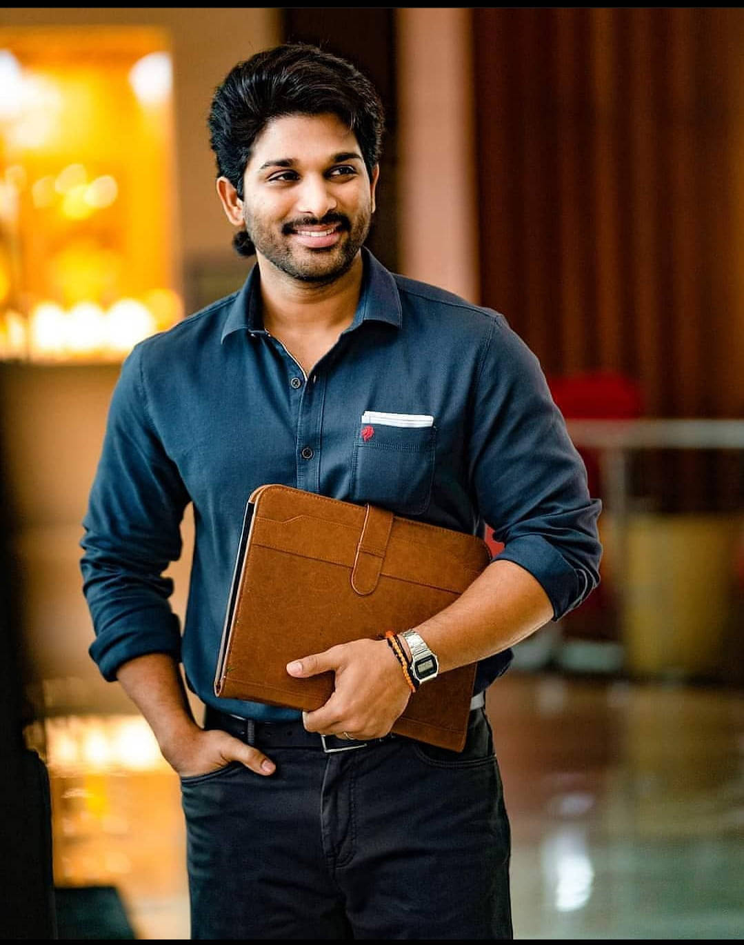 Allu Arjun Hd Blue Shirt Wallpaper