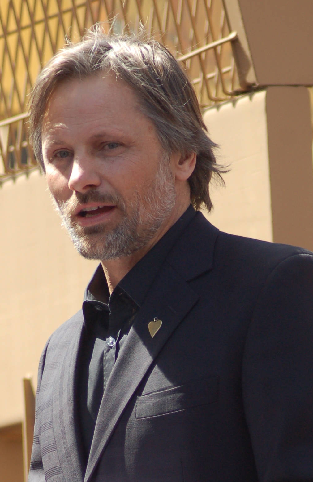 American Actor Viggo Mortensen Walk Of Fame Wallpaper