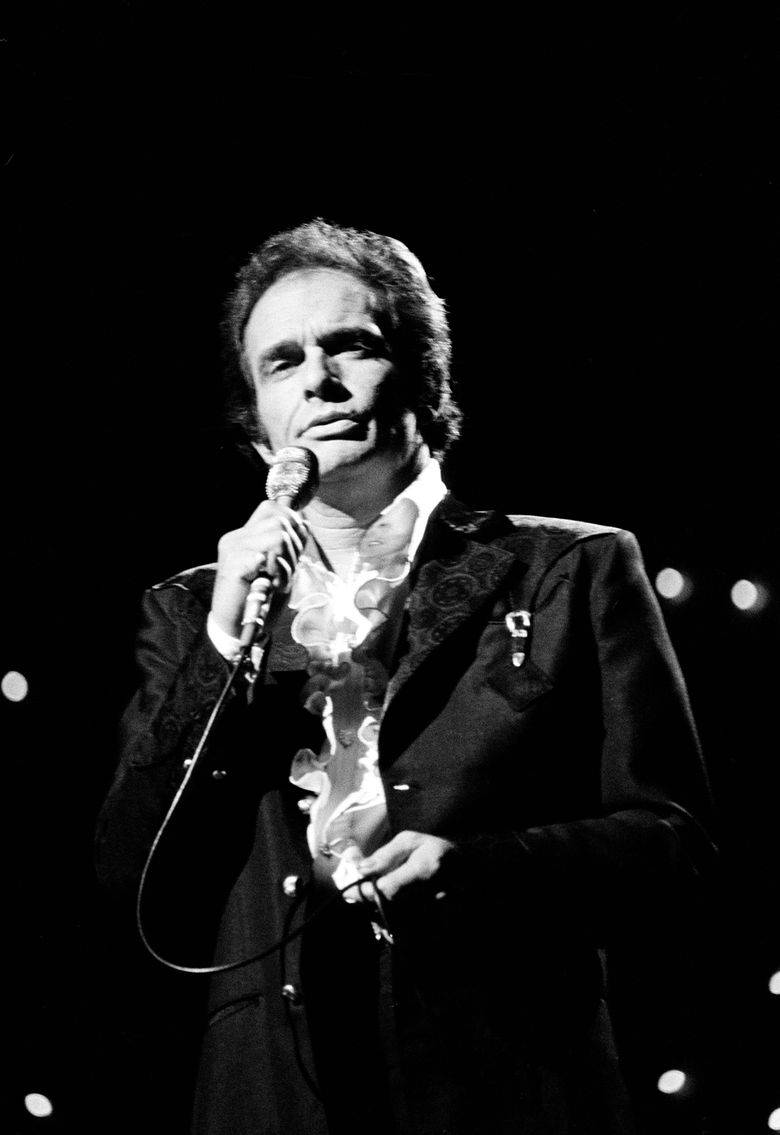 American Male Artist Merle Haggard Wallpaper