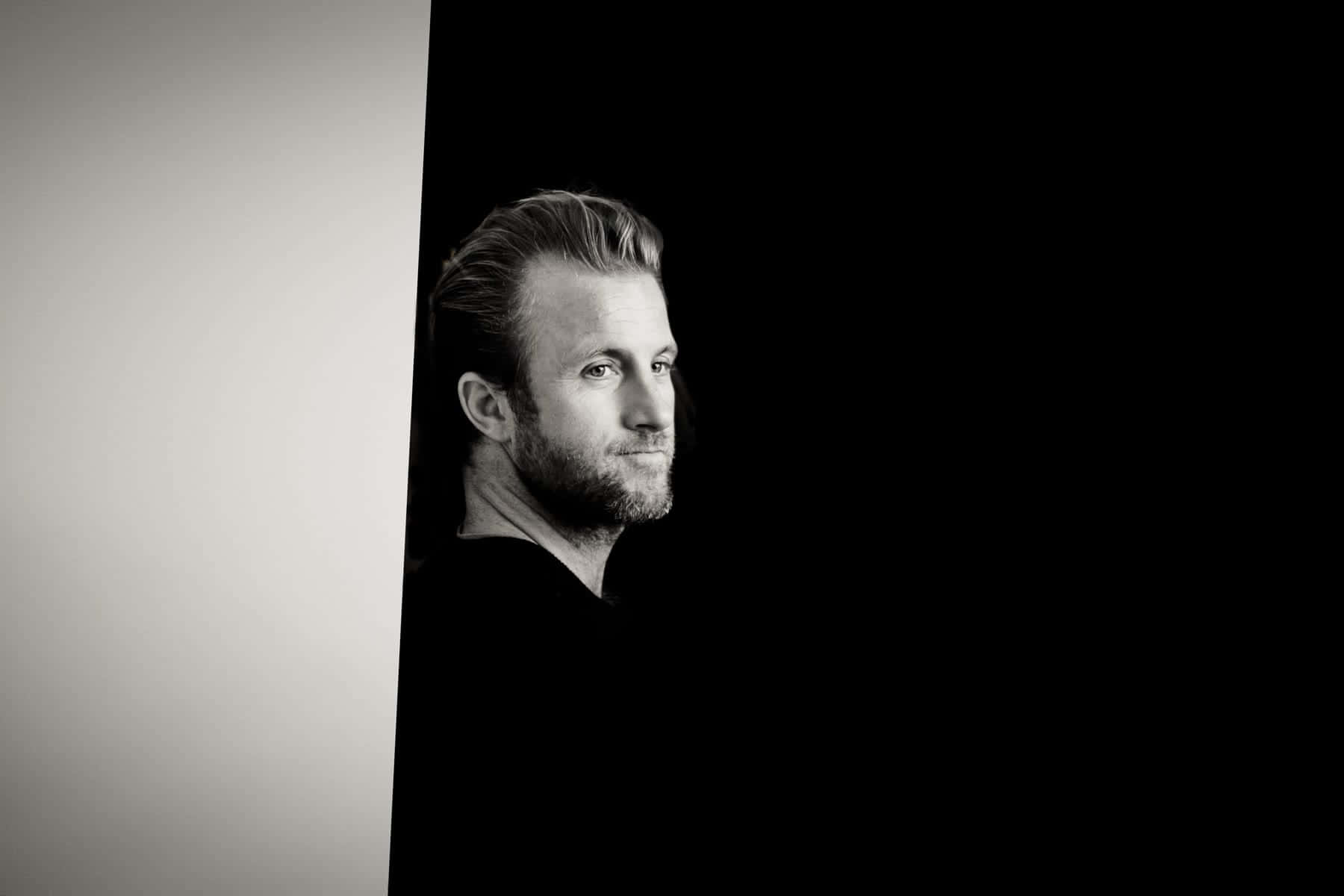 American Male Star Scott Caan Wallpaper