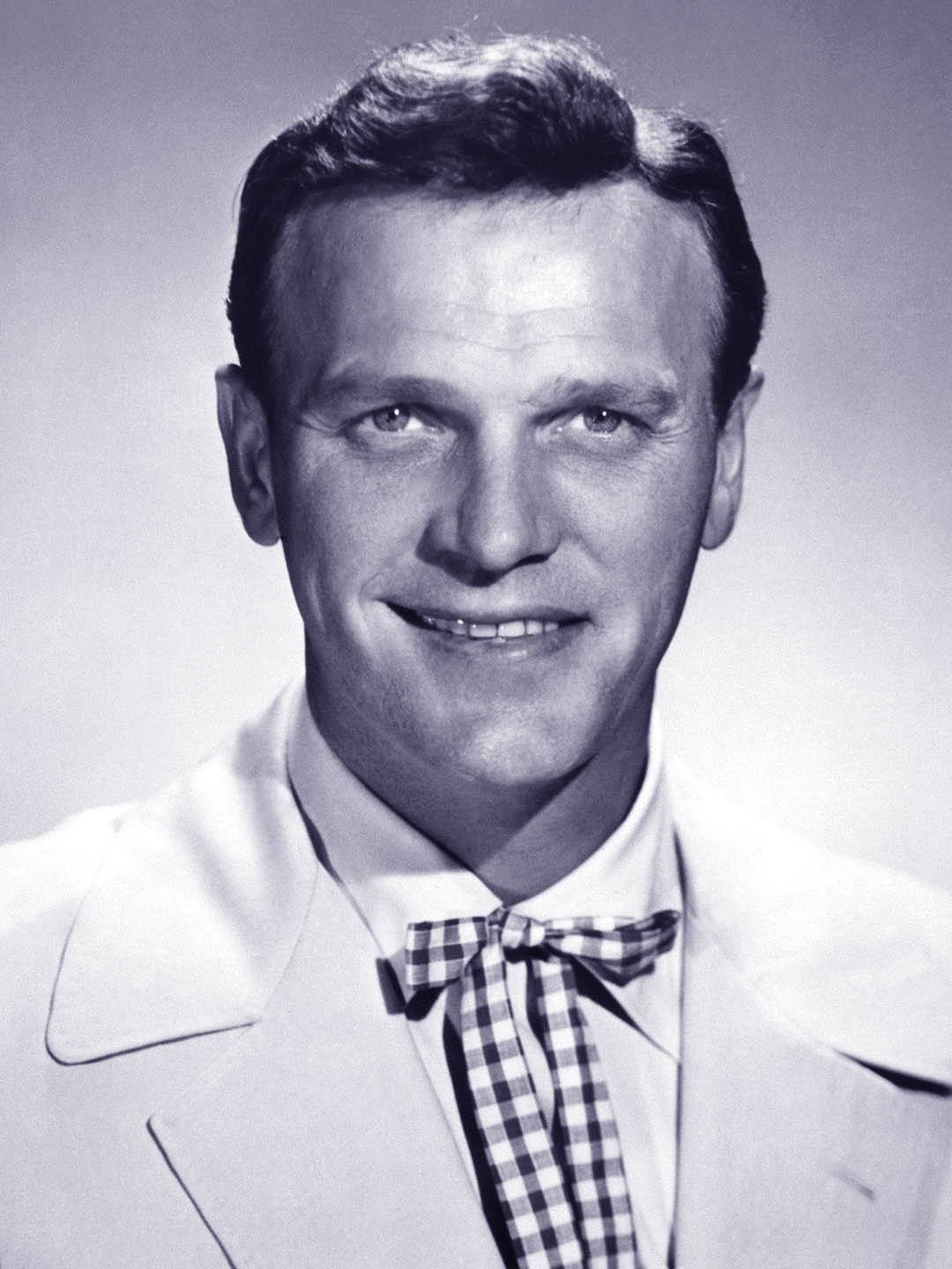 American Singer Eddy Arnold Greyscale Portrait Wallpaper