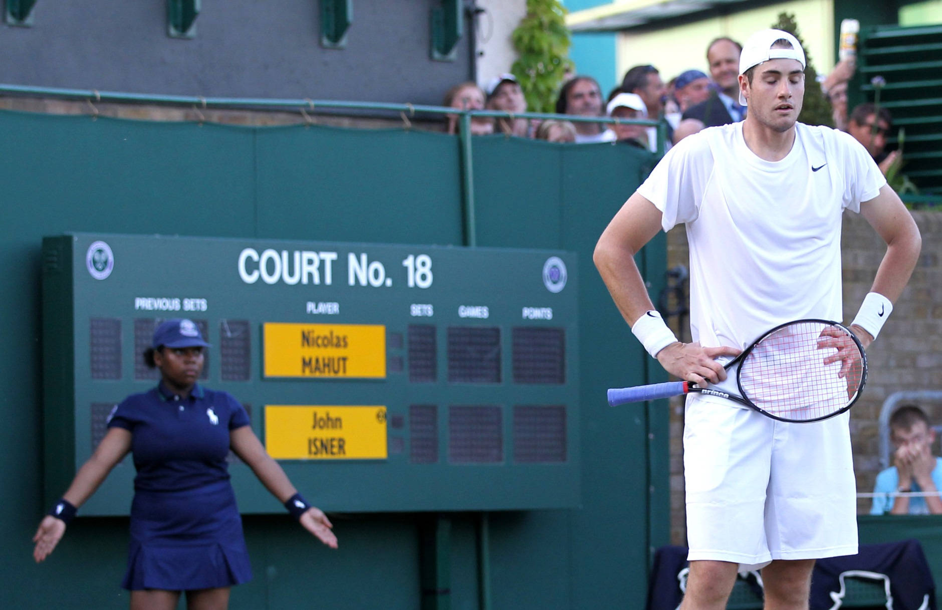 American Tennis Athlete John Isner Wallpaper