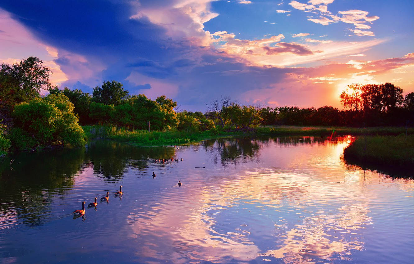 An Evening View At Chisholm Creek In Kansas Wallpaper