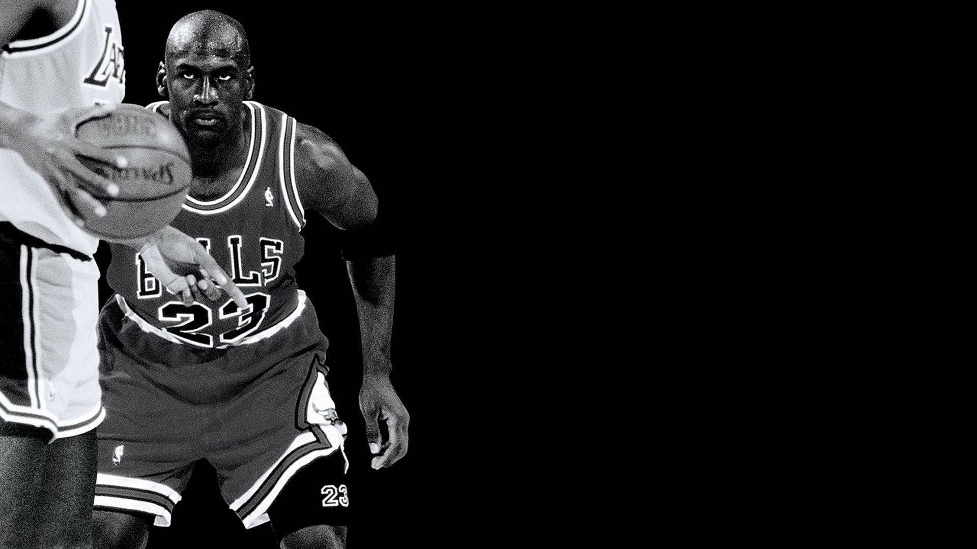 An Icon Of Basketball: Michael Jordan Wallpaper