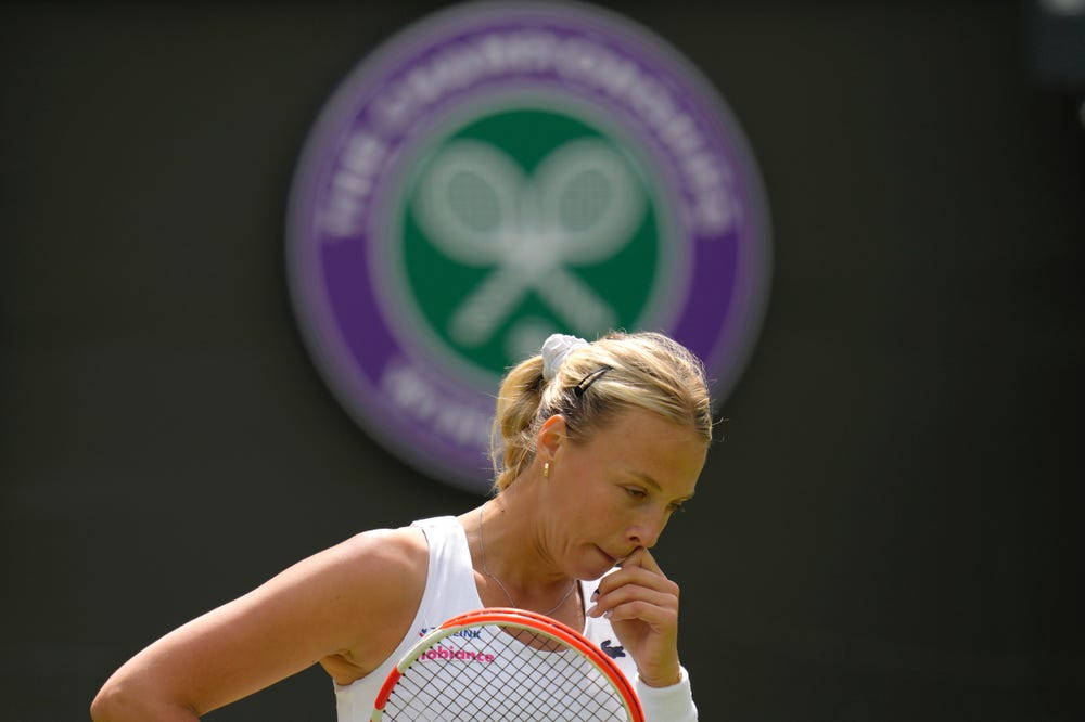 Anett Kontaveit Scratches Her Nose Wallpaper