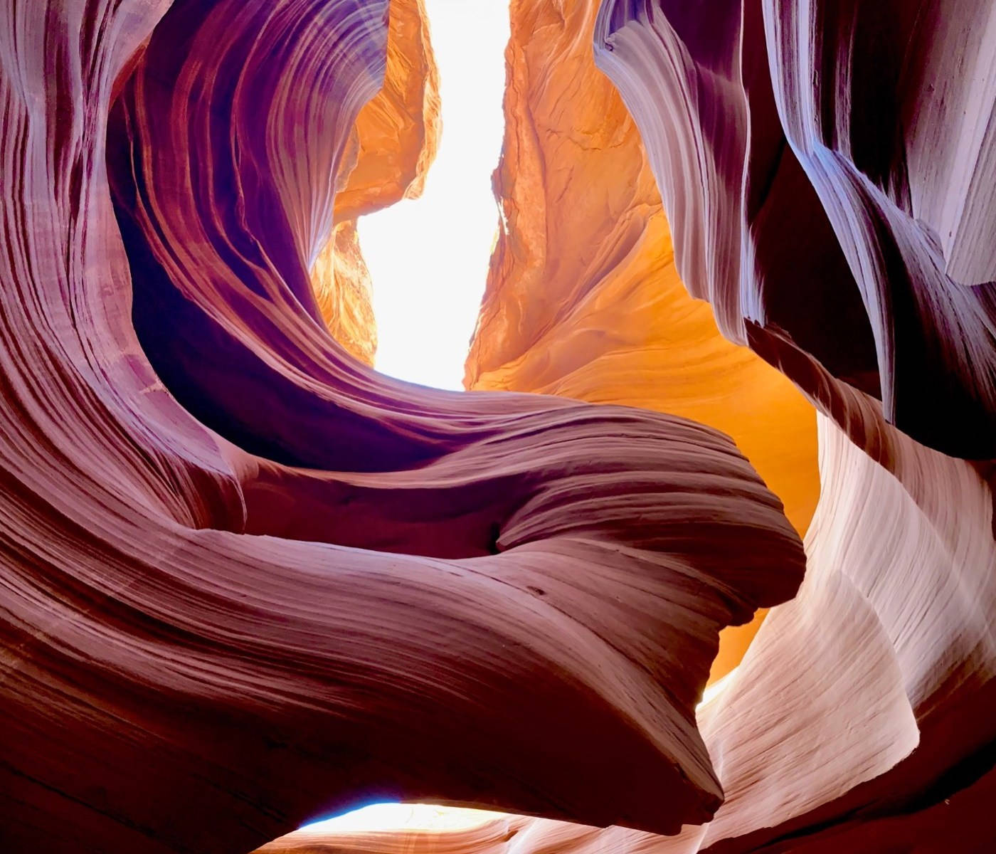 Antelope Canyon Pretty Curves Wallpaper