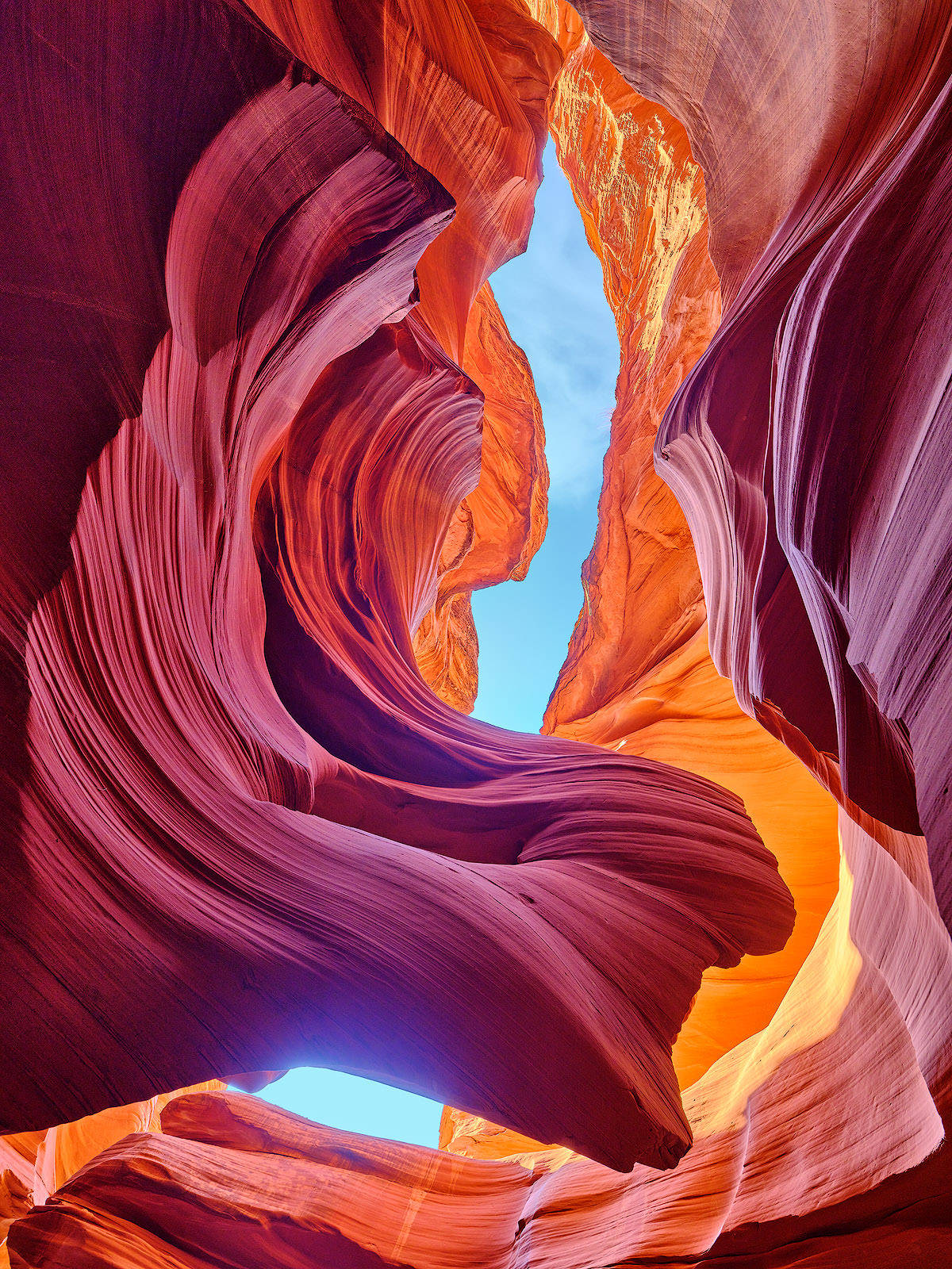 Antelope Canyon Wave-like Walls Wallpaper