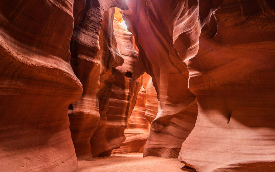 Antelope Canyon Winding Walls Wallpaper