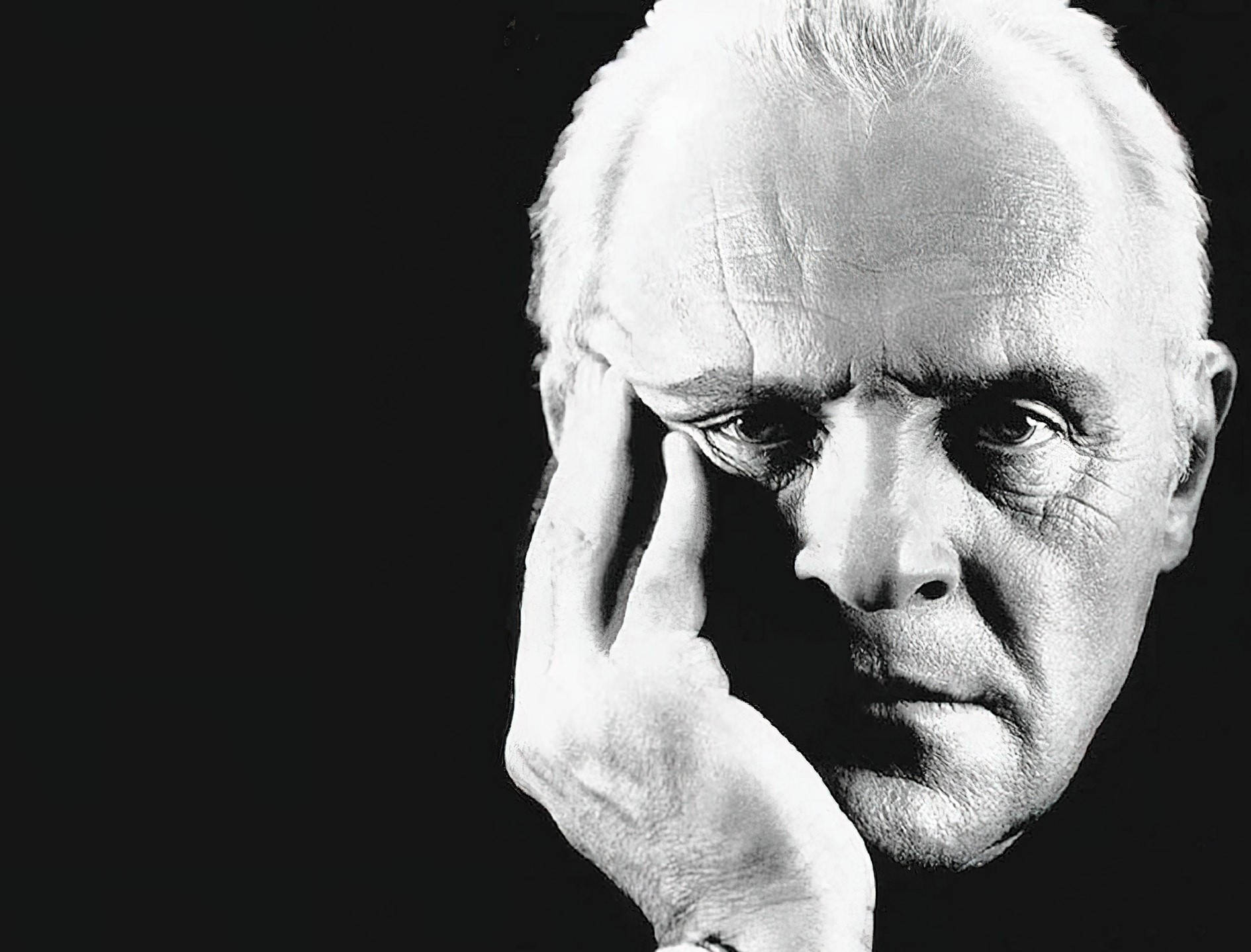 Anthony Hopkins Poses Wallpaper