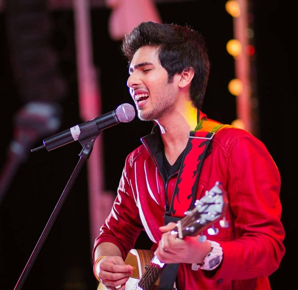 Armaan Malik Live Performance Wallpaper