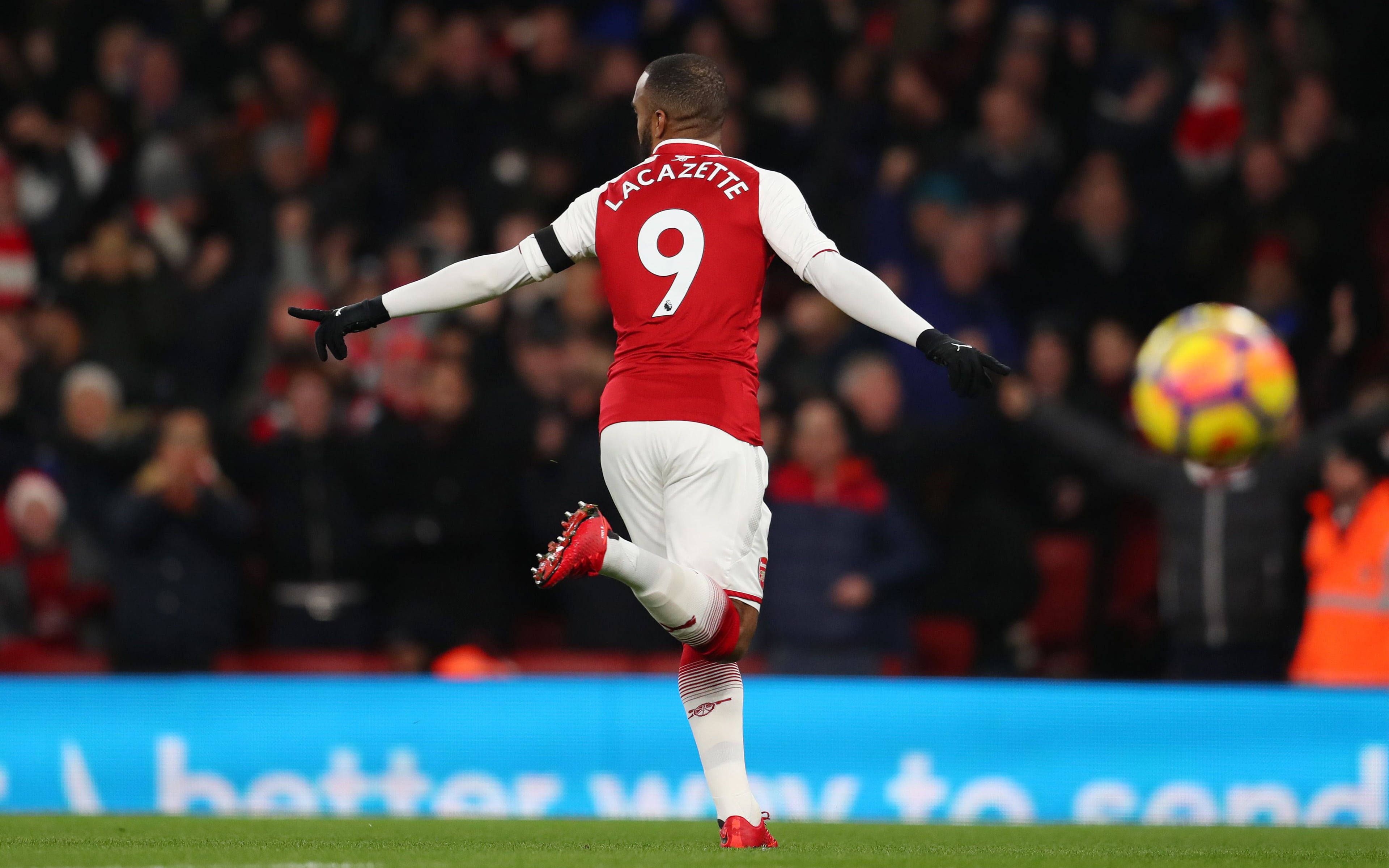 Arsenal Fc Player Alexandre Lacazette Wallpaper