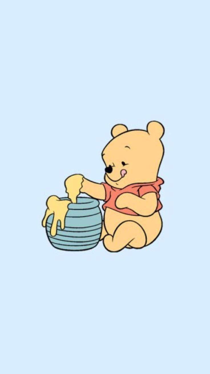 Baby Winnie The Pooh Eating Hunny Wallpaper