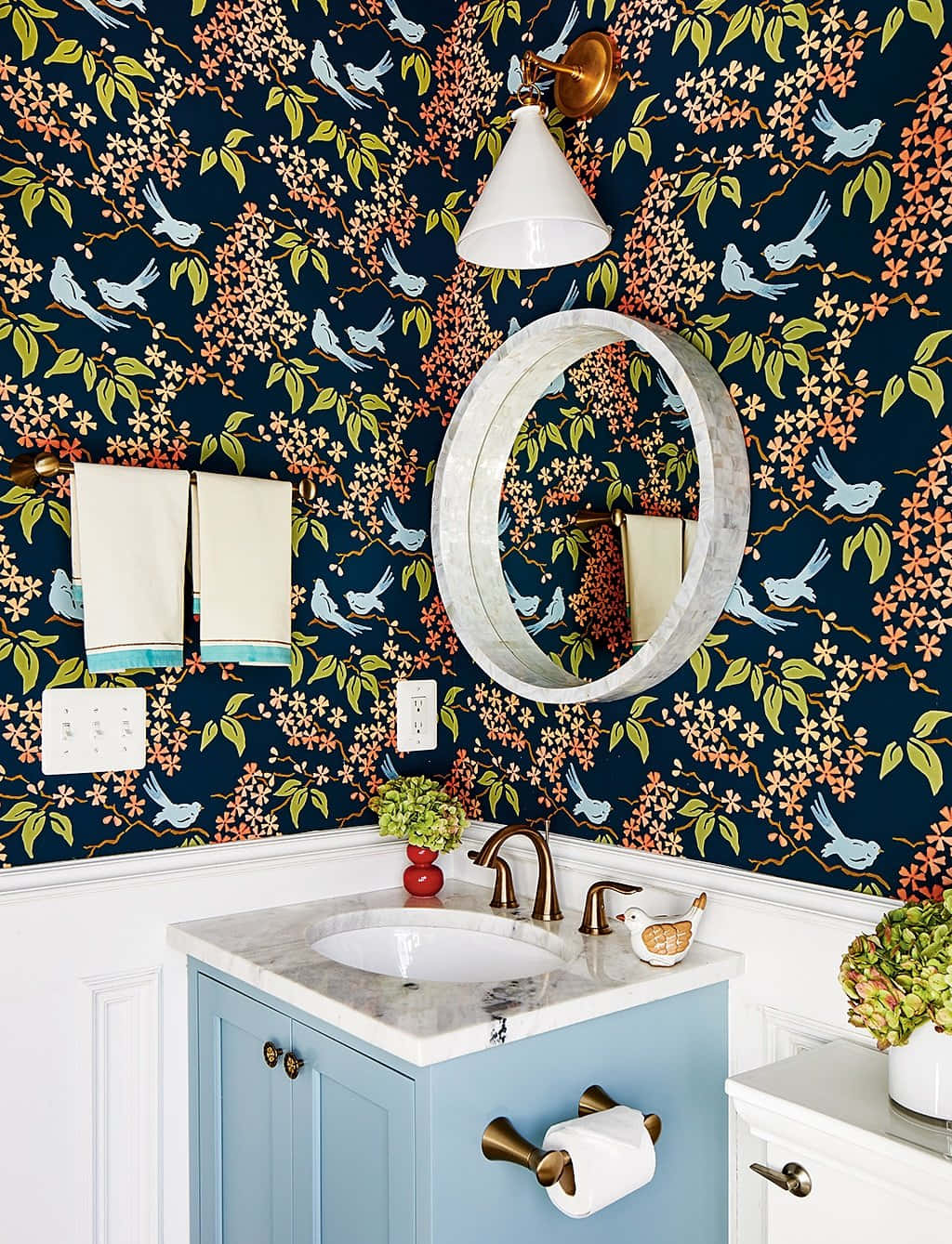 Bathroom Bird Patterned Walls Wallpaper