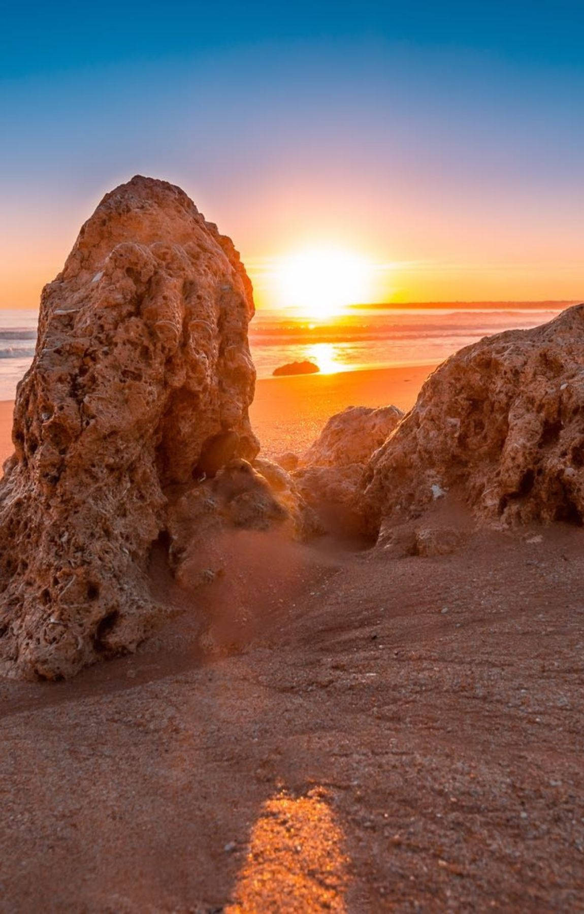 Beach Sunrise Rock Formation Scenery Wallpaper