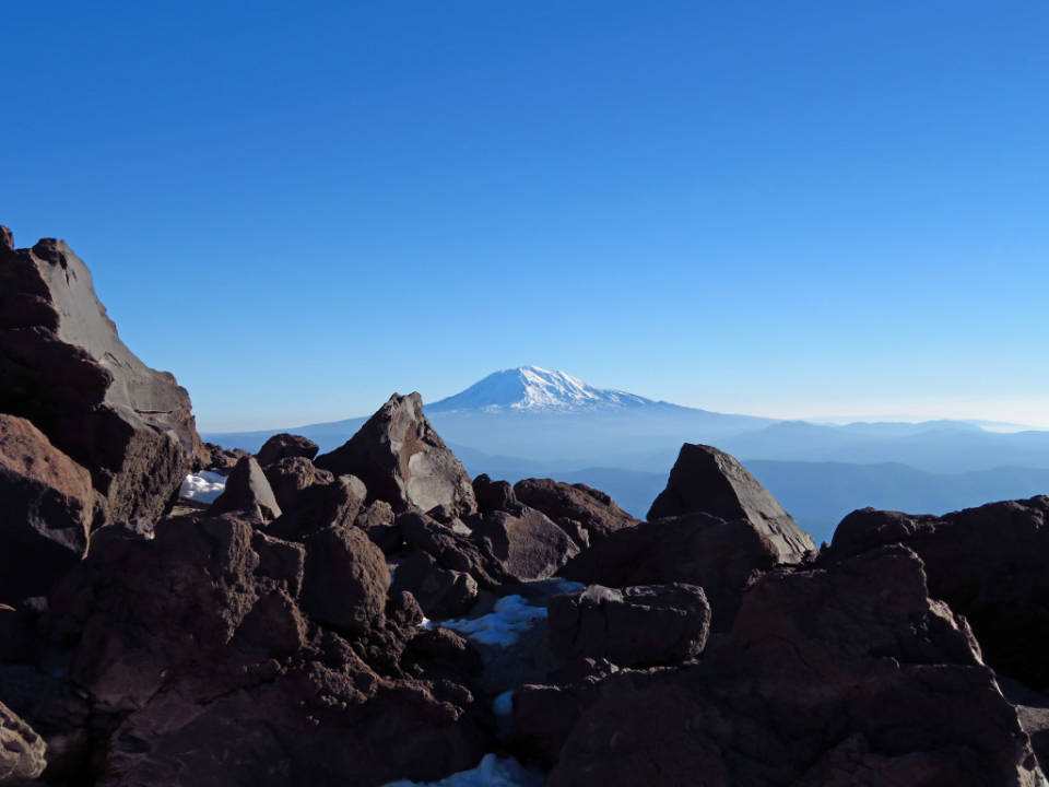 Beautiful Blue Mountain Peak Wallpaper