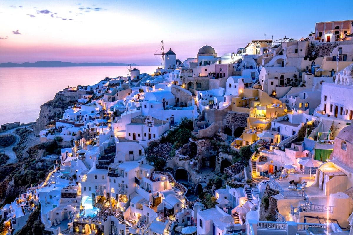 Beautiful Lights In Santorini Wallpaper