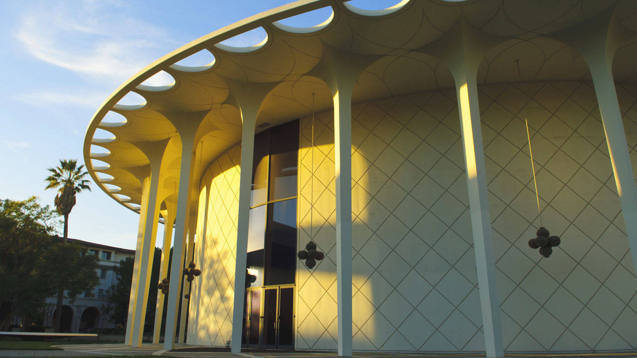 Beckman Auditorium At Caltech During Sunset Wallpaper