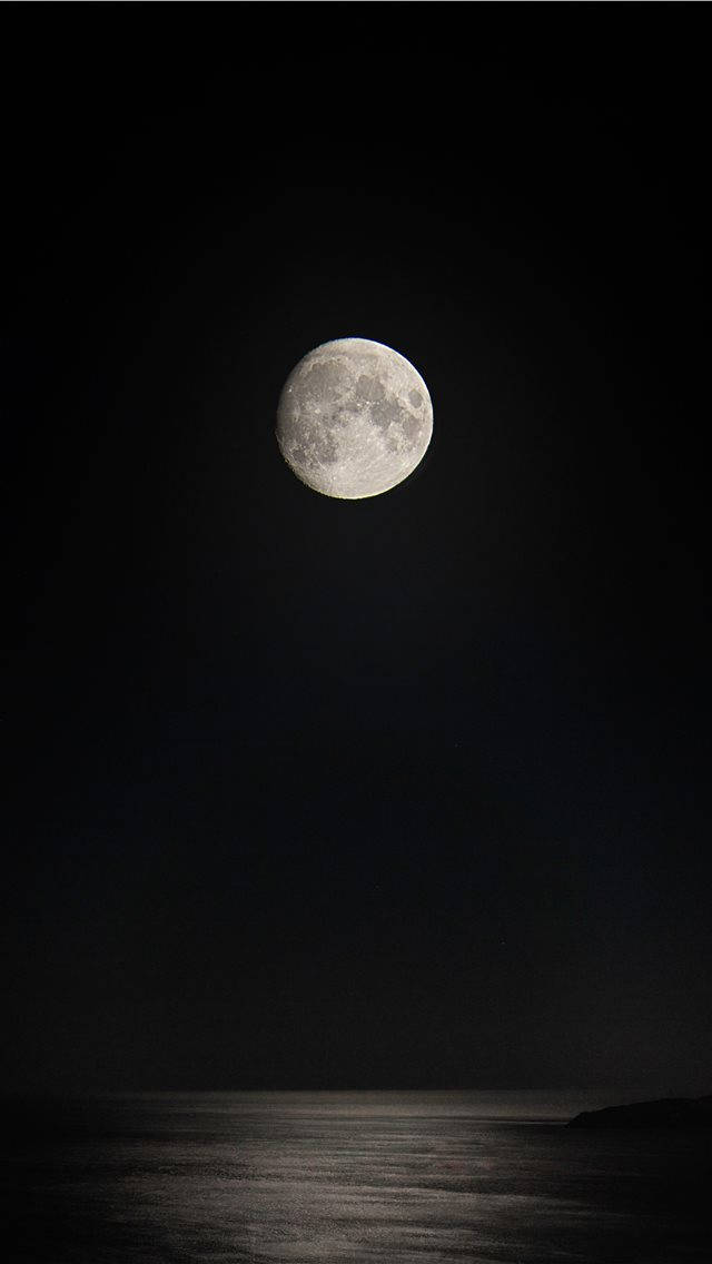 Best Dark Iphone Full Moon Wallpaper