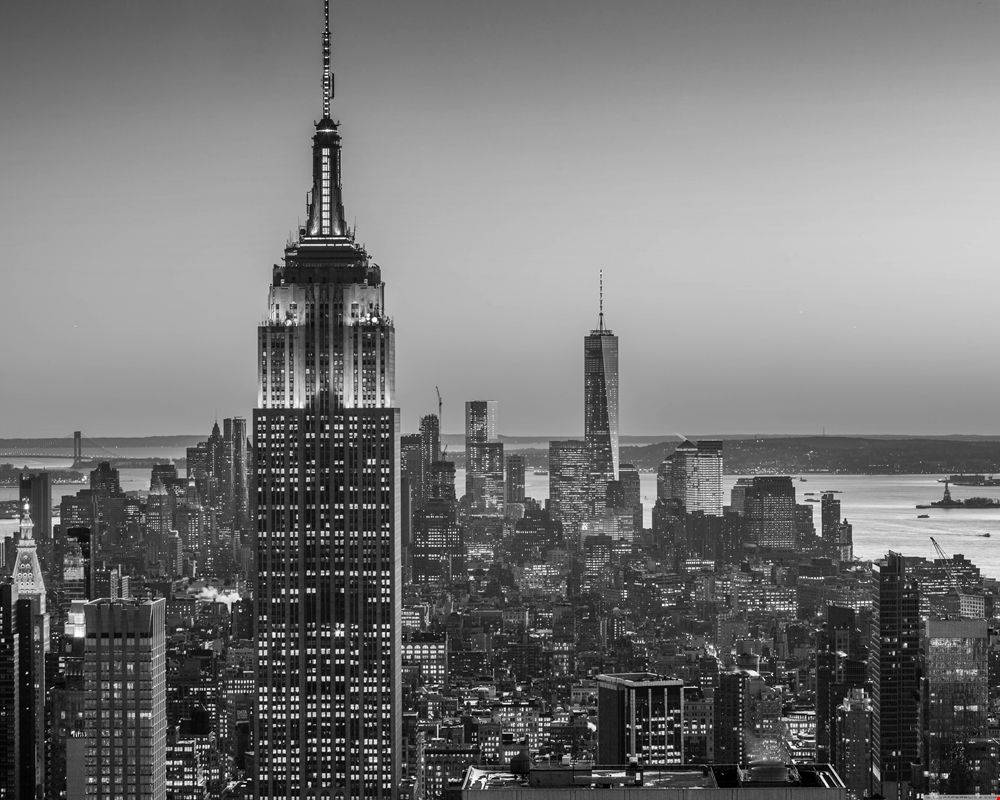 Black And White New York Tall Building Wallpaper