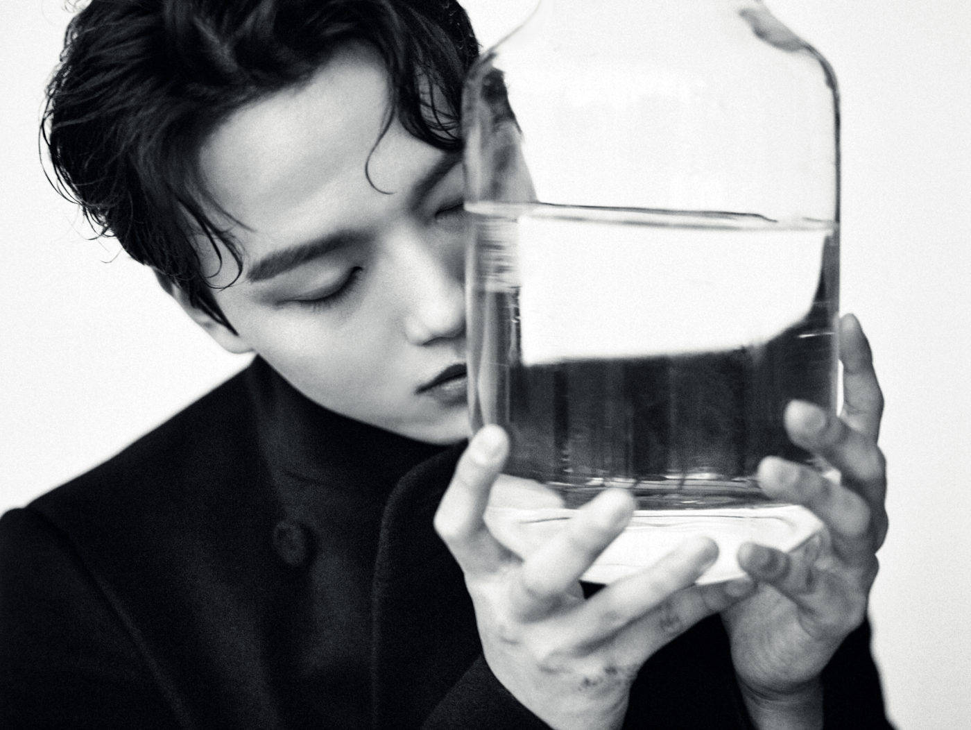 Black And White Yeo Jin Goo Wallpaper