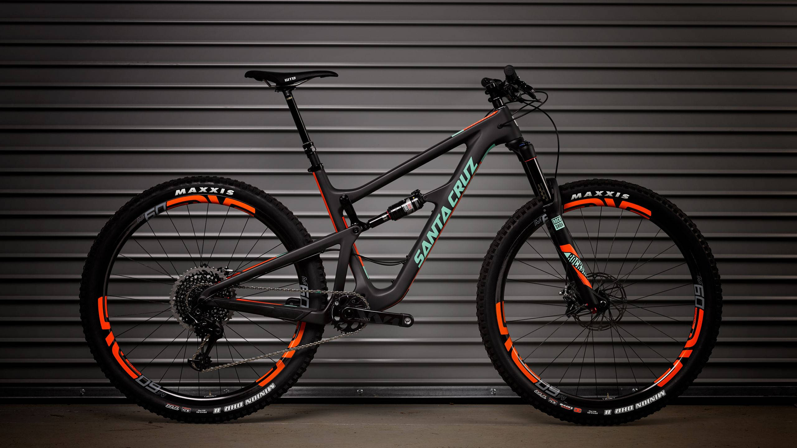 Black Orange Mtb Santa Cruz Wallpaper