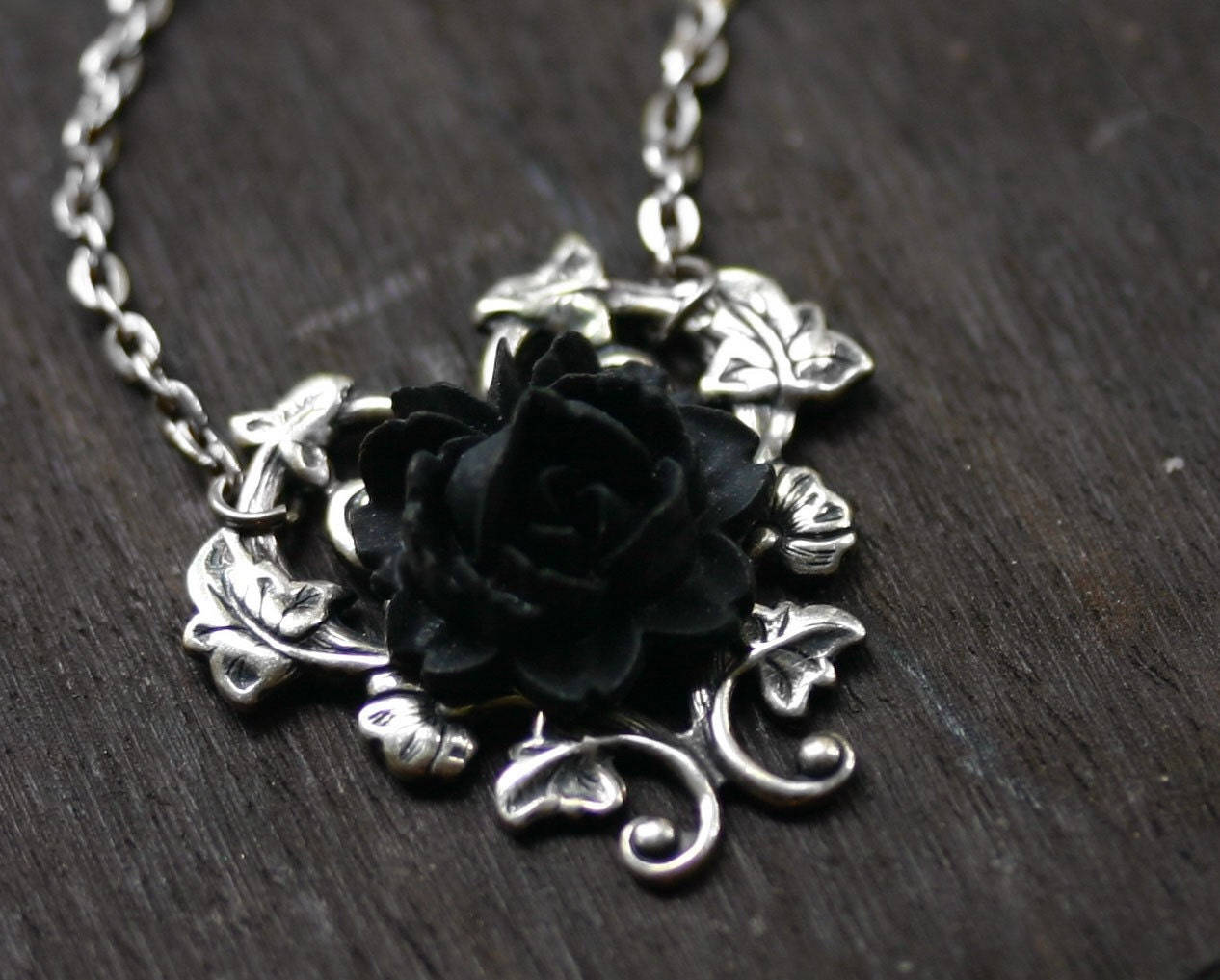 Black Rose On Silver Necklace Wallpaper