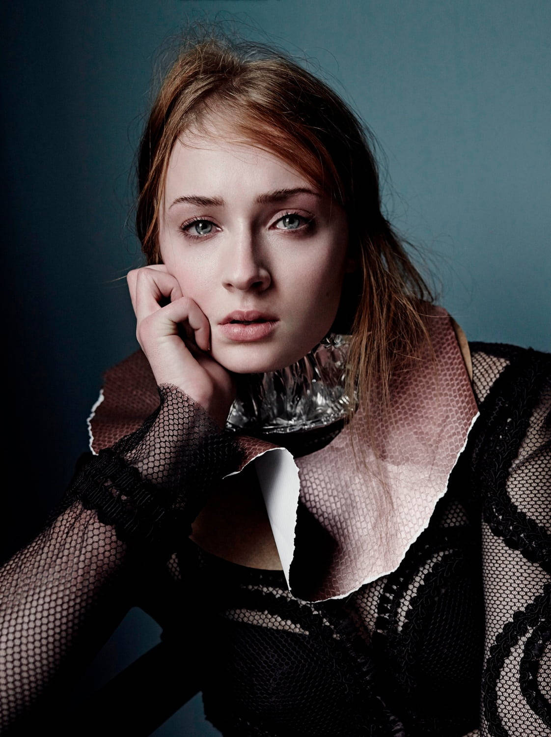 Blue Eyes Sophie Turner Wallpaper