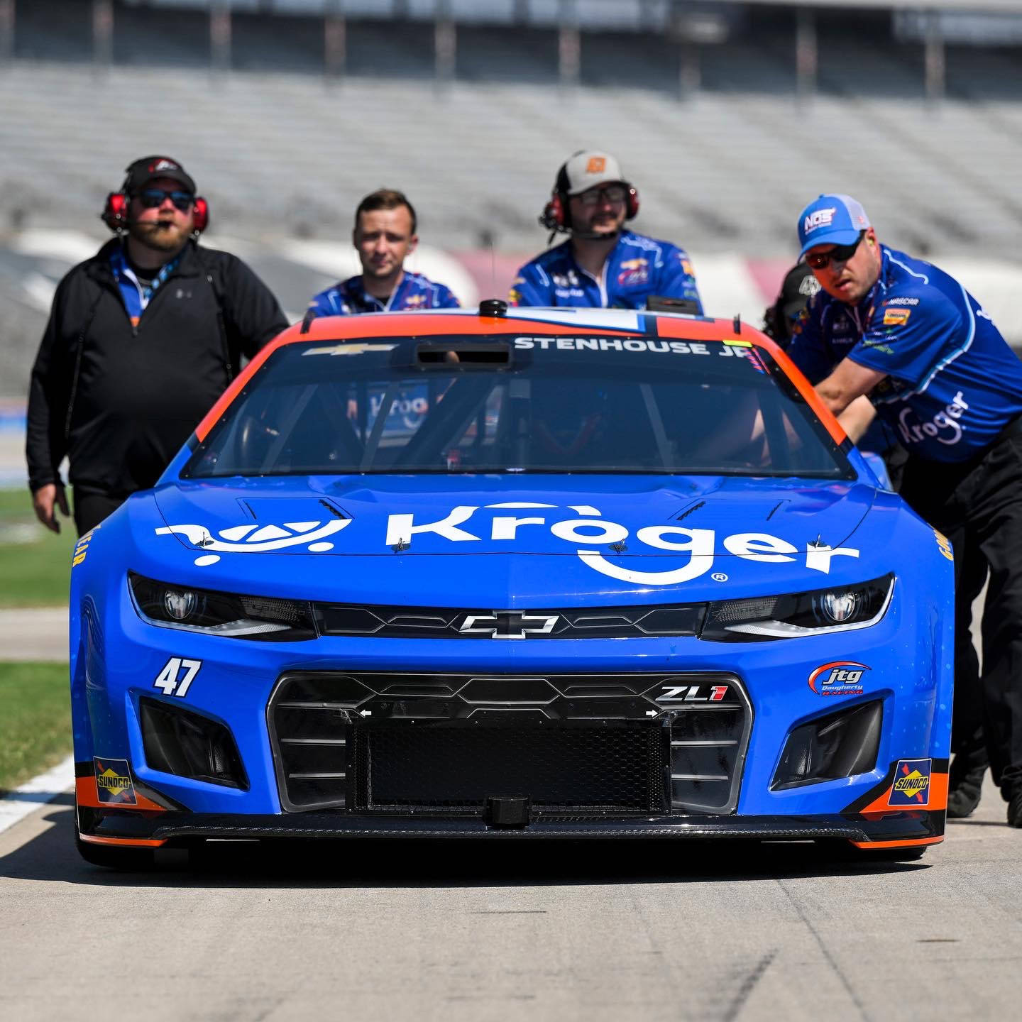 Blue Ricky Stenhouse Jr. Nascar Team Wallpaper