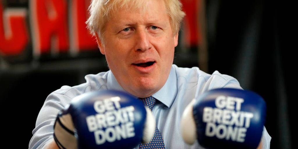 Boris Johnson Wearing A Boxing Gloves Wallpaper