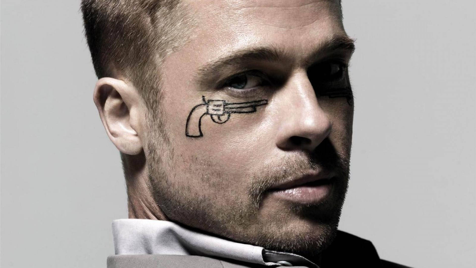 Brad Pitt Gun Tattoo Eye Wallpaper | WallpapersOK