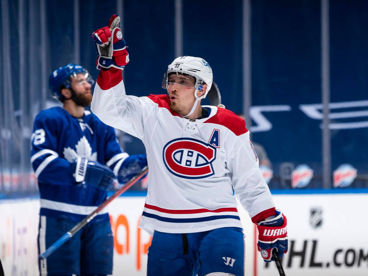 Brendan Gallagher Raising His Hand Wallpaper