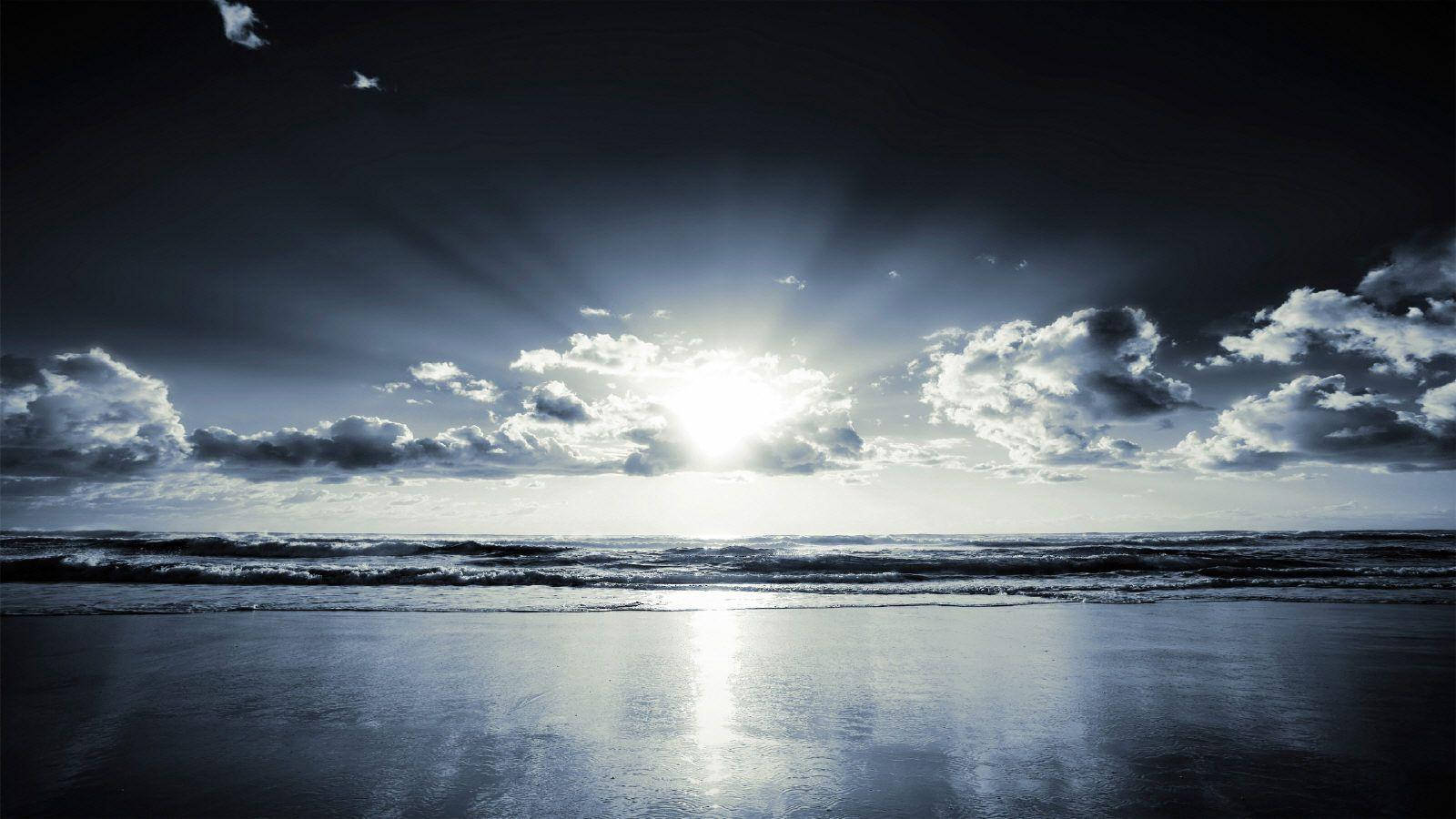 Bright Light With Clouds Wallpaper