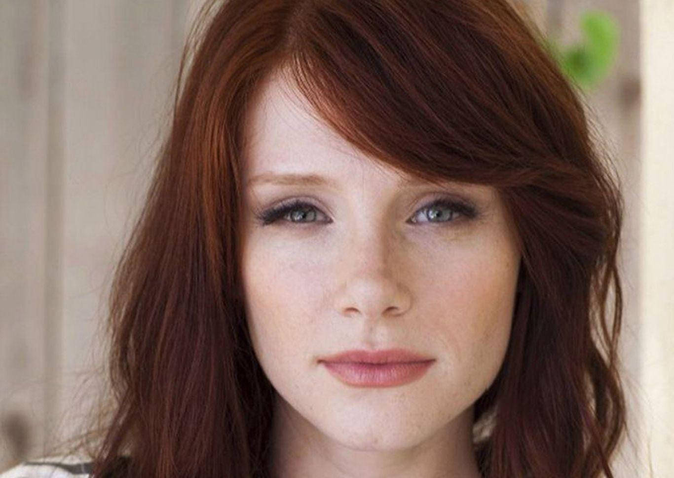 Bryce Dallas Howard Red Hair Close-up Wallpaper