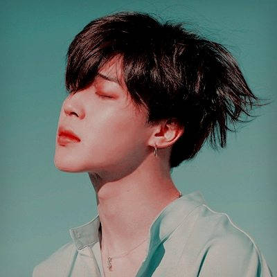 Bts Jimin Looking Dreamy Wallpaper