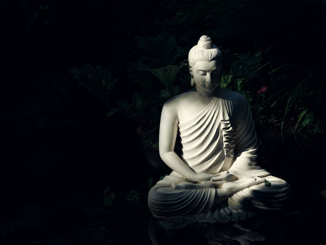 Buddha 3d White Porcelain Statue Wallpaper